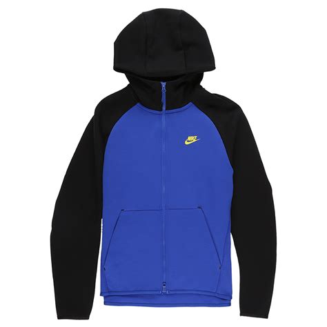 nike tech old season fleece.